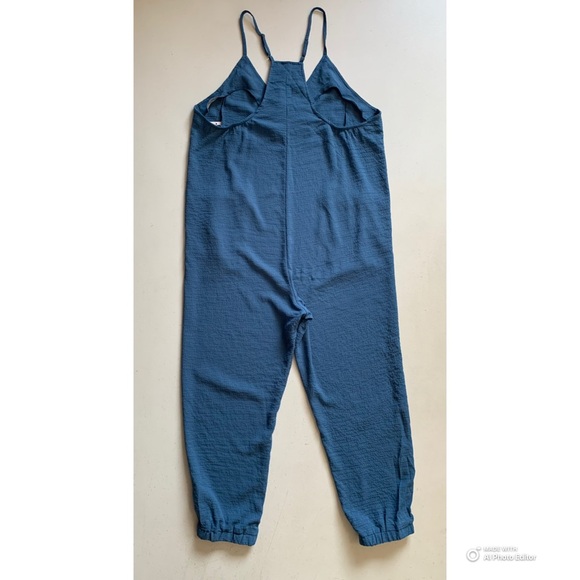 Cupshe Large Blue V-Neck Cami Jogger Jumpsuit NWT Beach Vacation Resortwear - Picture 7 of 17